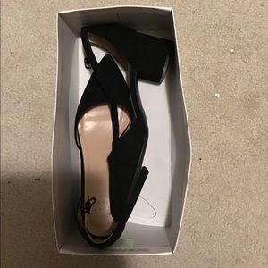 BARELY USED heel